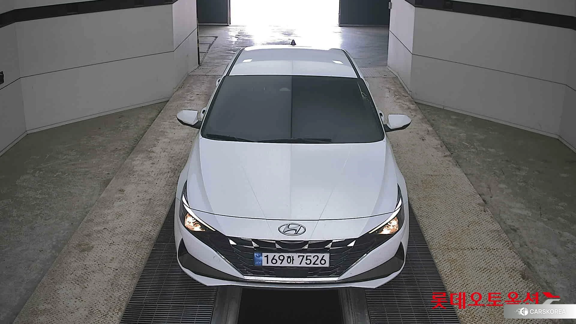 Hyundai Avante id 4289303 из Кореи 35
