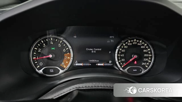 Jeep Renegade id 4325399 из Кореи 18