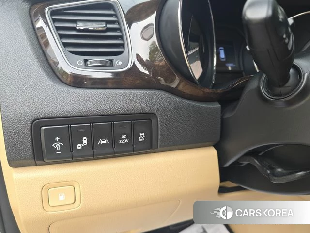 Kia The New Carnival id 4849854 из Кореи 15