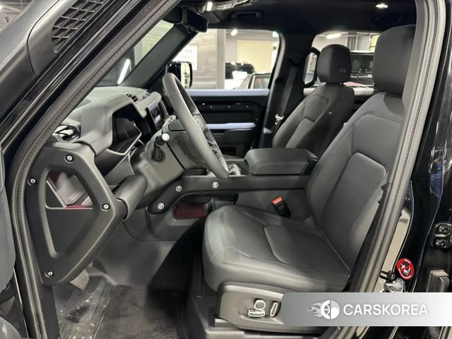 Land Rover Defender (L663) id 4360129 из Кореи 17