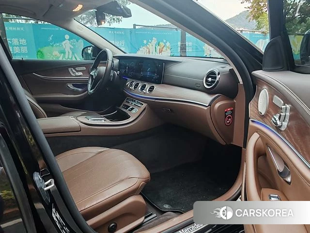 Mercedes-Benz E-class id 4274064 из Китая 10