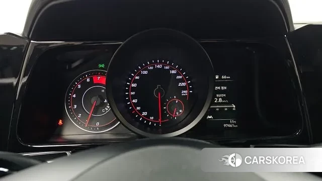 Hyundai Avante (CN7) id 3406759 из Кореи 18