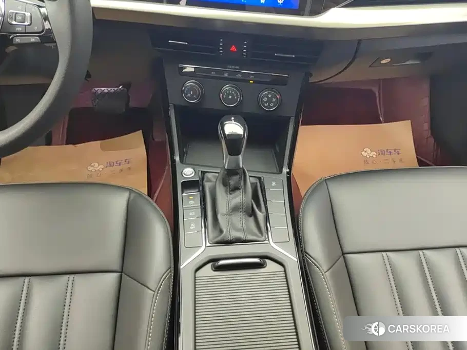 Volkswagen Passat id 4576608 из Китая 14
