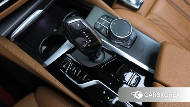 BMW 5 Series (G30) id 4792969 из Кореи 36