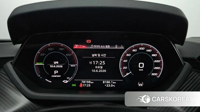 Audi e-Tron GT id 4434026 из Кореи 34