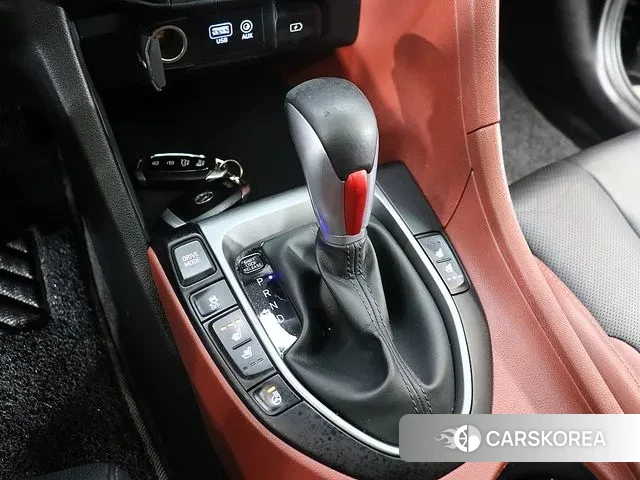 Hyundai Veloster (JS) id 3677503 из Кореи 18