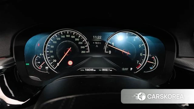 BMW 5 Series (G30) id 4351379 из Кореи 31