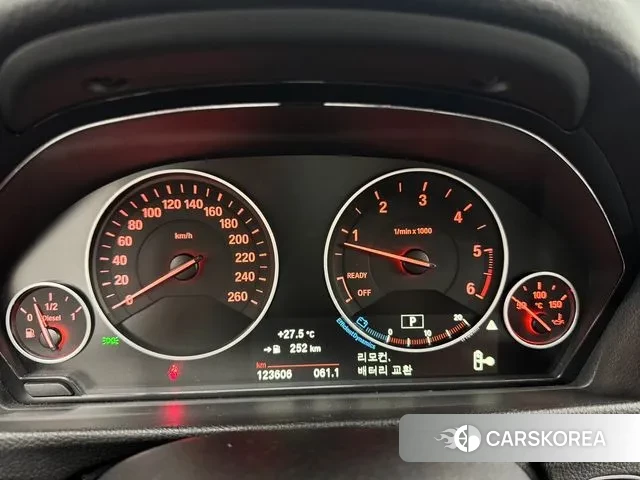 BMW 3 Series (F30) id 3039517 из Кореи 8