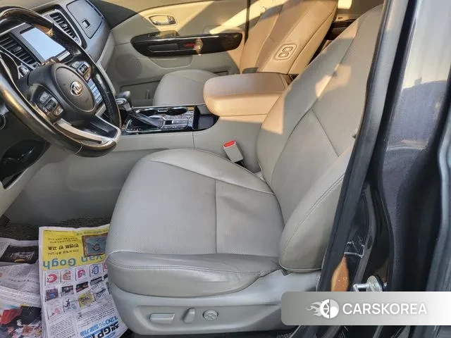 Kia The New Carnival id 3636013 из Кореи 18