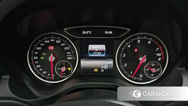 Mercedes-Benz A-Class W176 id 4610609 из Кореи 18