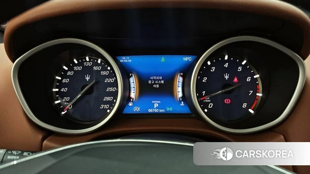 Maserati Ghibli id 3828688 из Кореи 18