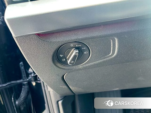 Volkswagen Passat id 4263831 из Китая 28