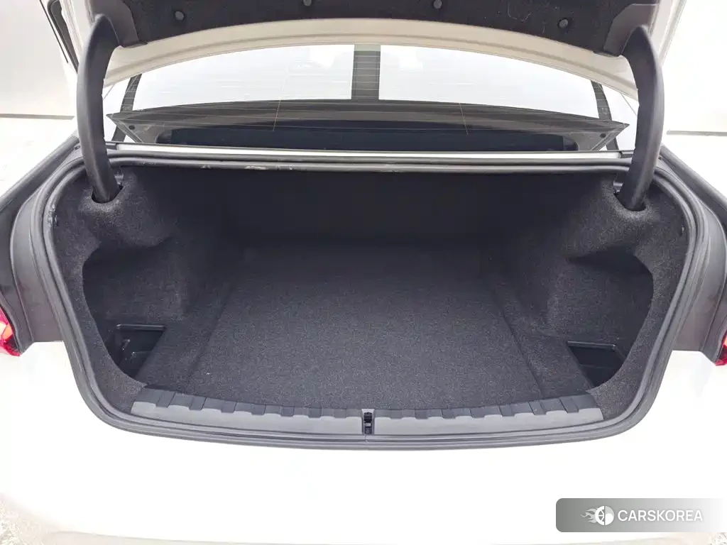 BMW 3 series id 4644468 из Китая 13
