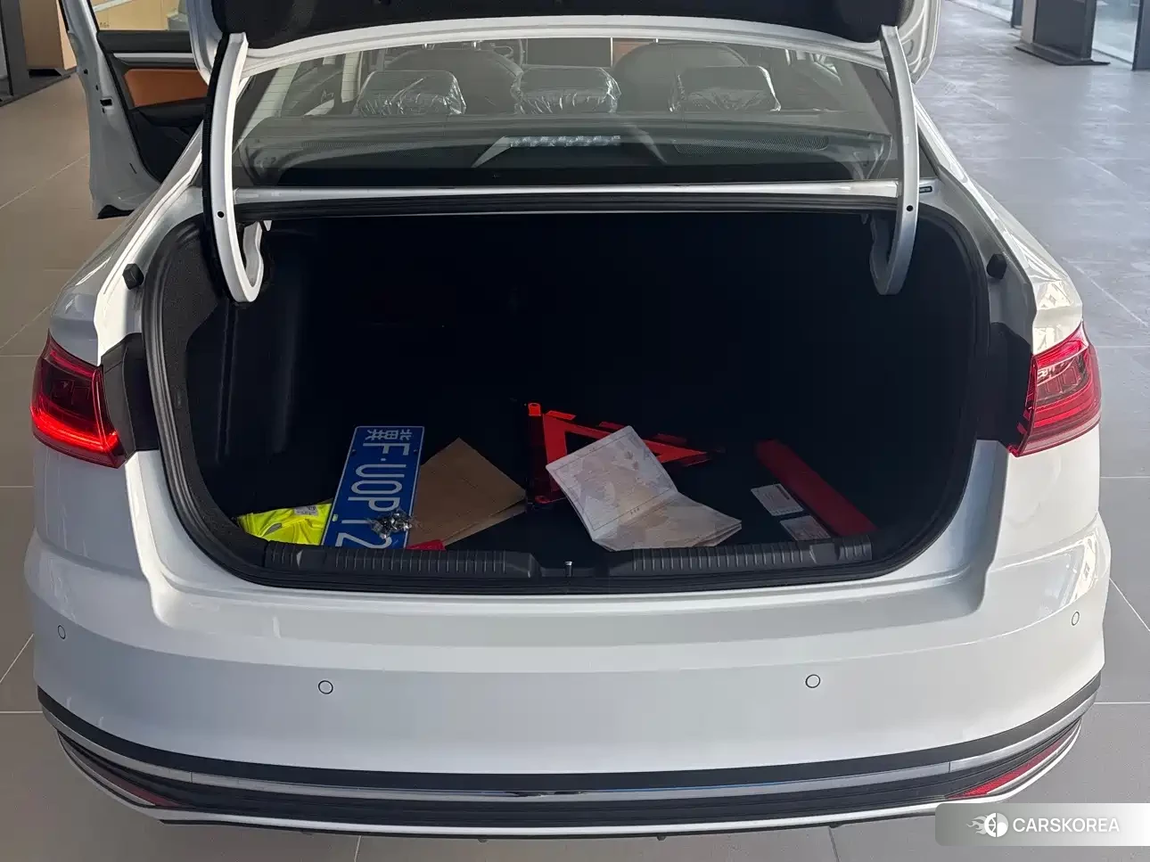 Volkswagen Bora id 4599527 из Китая 12