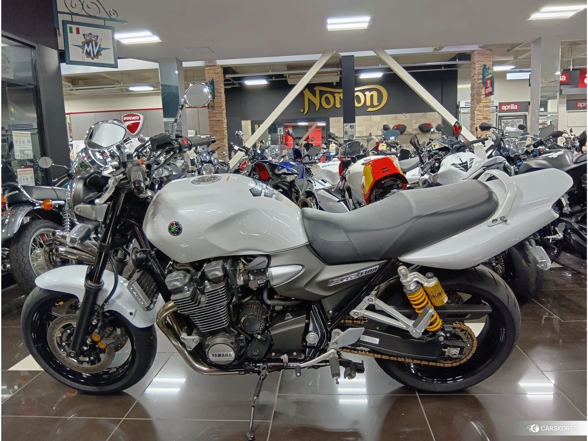 Yamaha XJR 1300 id 4183457 из Японии 13