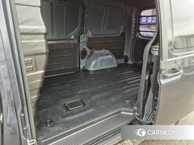 Hyundai Staria id 2940355 из Кореи 18