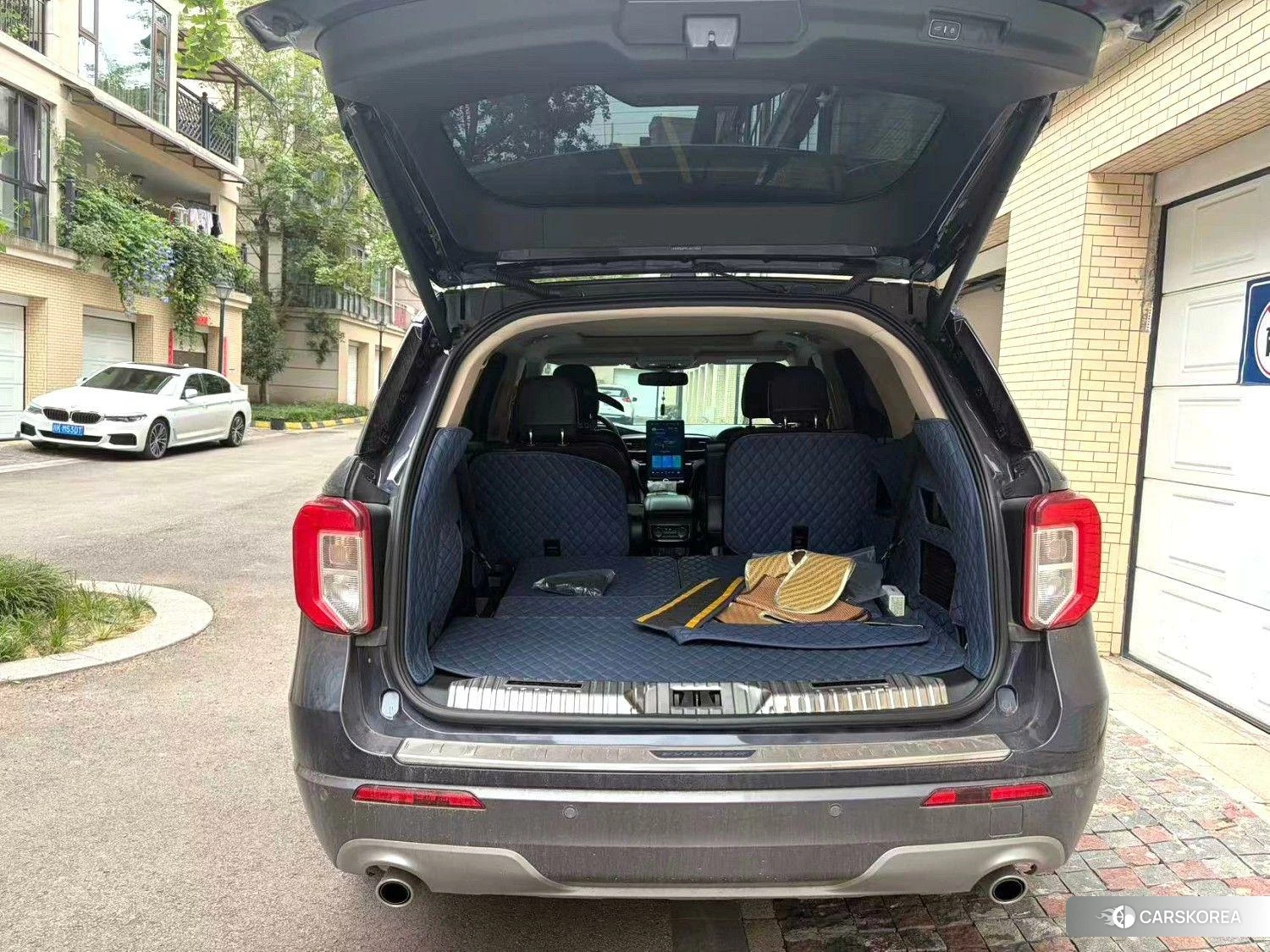 Ford Explorer id 4452436 из Китая 8
