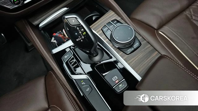BMW 5 Series (G30) id 4573692 из Кореи 33