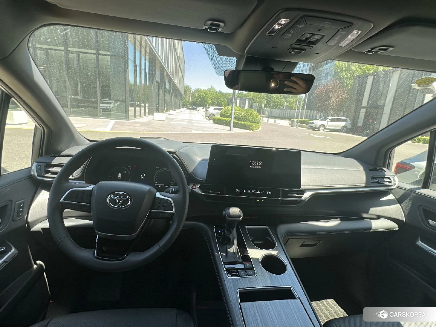 Toyota Granvia id 4504712 из Китая 19