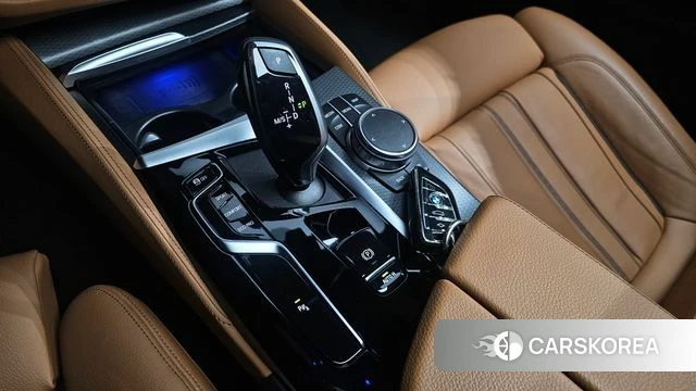 BMW 5 Series (G30) id 4692191 из Кореи 36
