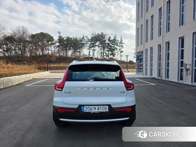 Volvo XC40 id 3497402 из Кореи 18