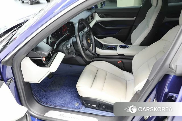 Porsche Taycan id 4624975 из Кореи 15