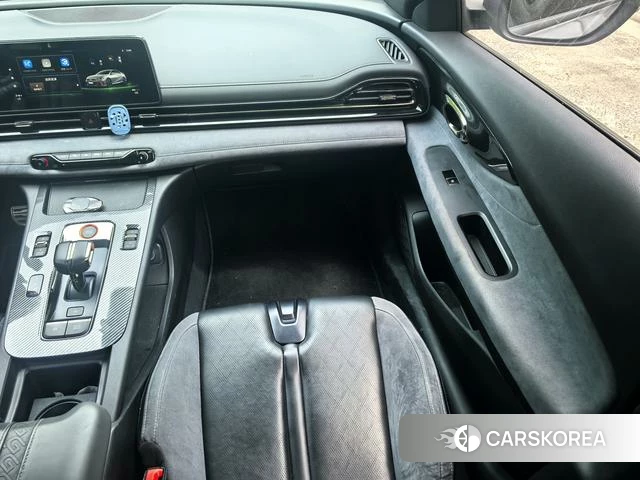 GAC Trumpchi Shadow Leopard id 4242007 из Китая 15