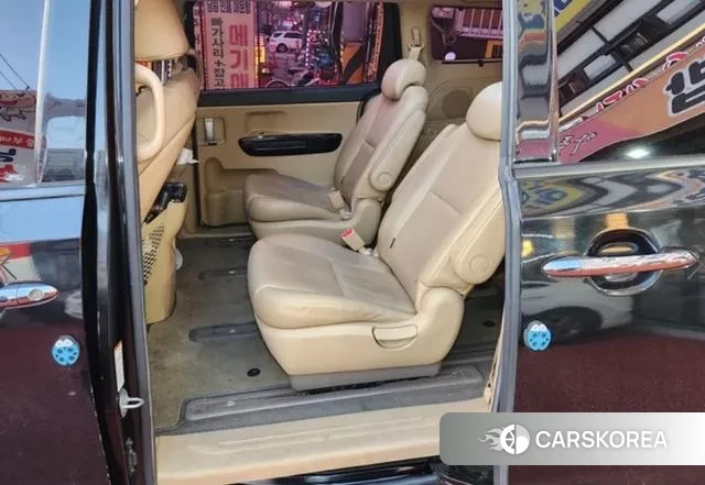 Kia All New Carnival id 3552971 из Кореи 17