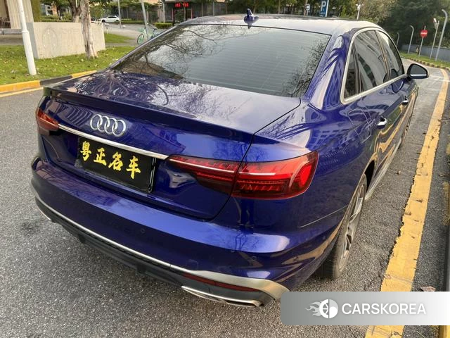 Audi A4L id 4290309 из Китая 14