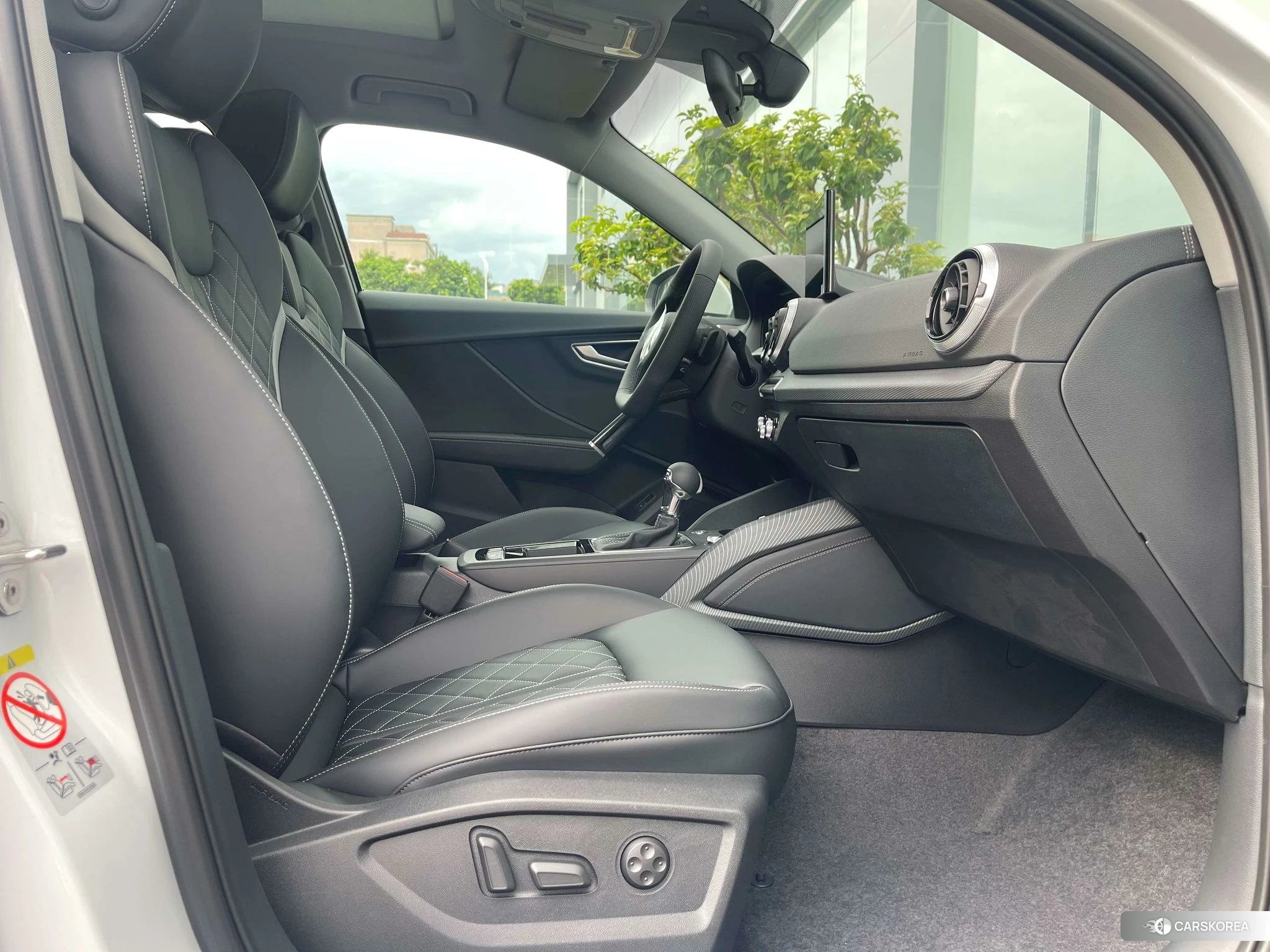 Audi Q2L id 4455828 из Китая 10