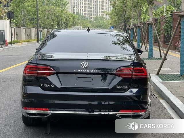 Volkswagen Huiang id 4272914 из Китая 24