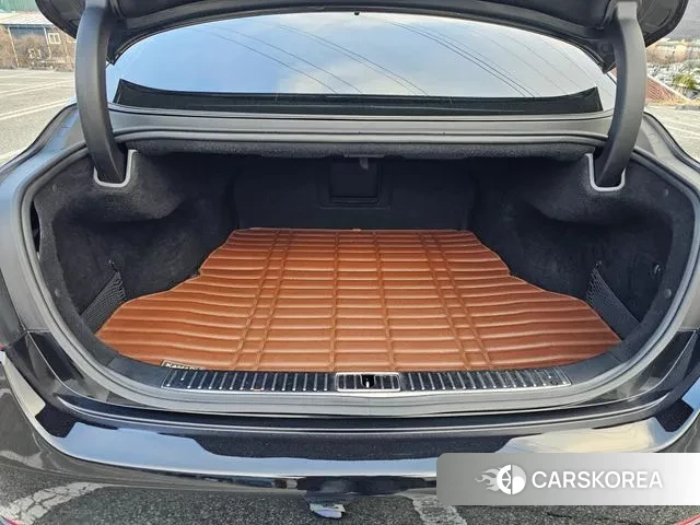 Kia The New K9 id 3779350 из Кореи 18