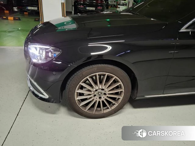 Mercedes-Benz E-Class W213 id 4720766 из Кореи 9