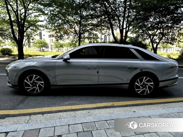 Hyundai Grandeur (GN7) id 4280685 из Кореи 18