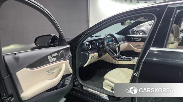 Mercedes-Benz E-Class W213 id 4656025 из Кореи 18