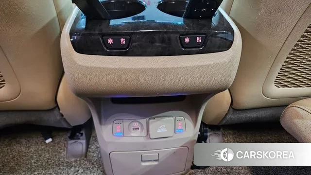 Kia The New Carnival id 2373449 из Кореи 18