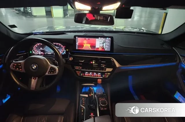 BMW 5 Series (G30) id 3614976 из Кореи 11