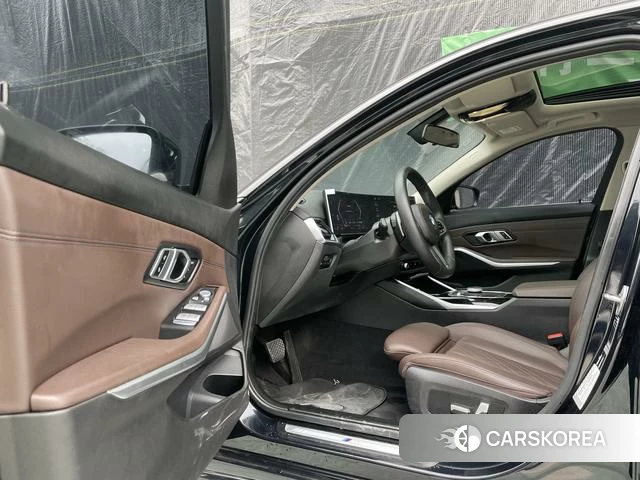 BMW 3 series id 3939281 из Китая 26
