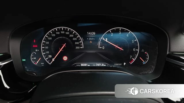 BMW 5 Series (G30) id 4459263 из Кореи 29