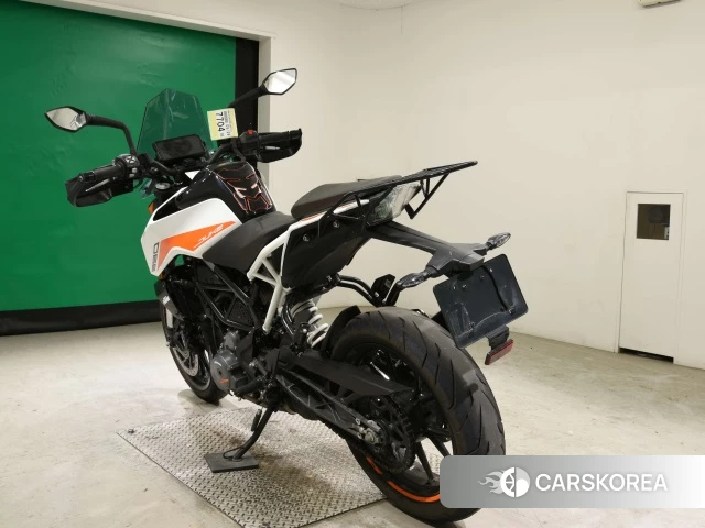 KTM 390 DUKE id 4365461 из Японии 8
