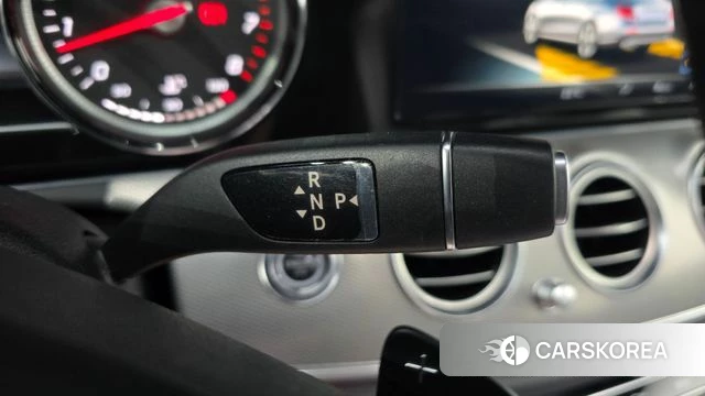 Mercedes-Benz E-Class W213 id 4471625 из Кореи 28