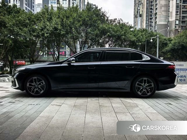 BMW i5 id 4271825 из Китая 23