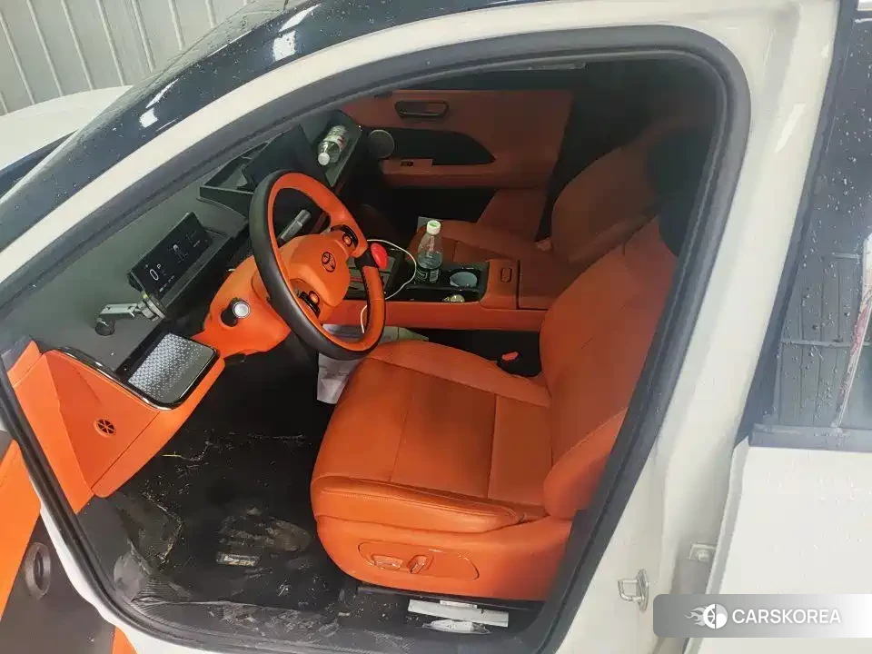 Toyota bZ3X id 4554136 из Китая 8