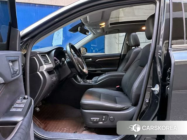 Toyota Highlander id 4255734 из Китая 13