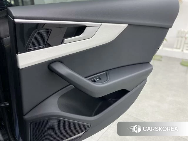 Audi A5 id 3810634 из Китая 36