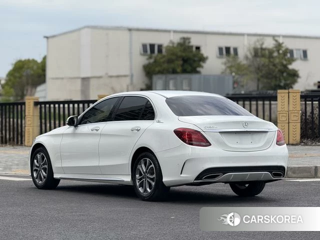 Mercedes-Benz Class C id 4219788 из Китая 24