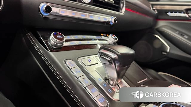 Genesis G90 id 4356022 из Кореи 18
