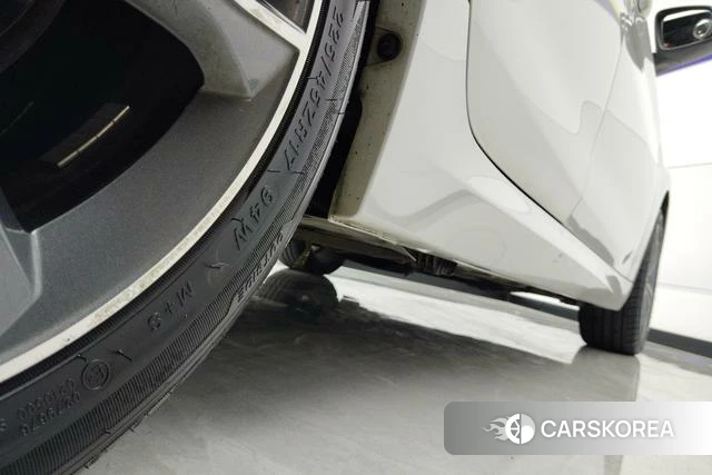 BMW 1 series id 3882393 из Китая 15