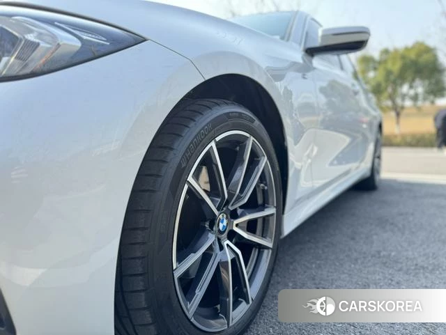 BMW 3 series id 4209433 из Китая 24