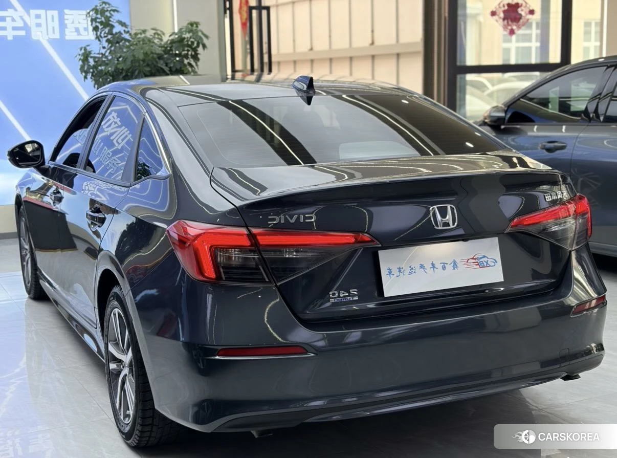 Honda Civic id 4407200 из Китая 10